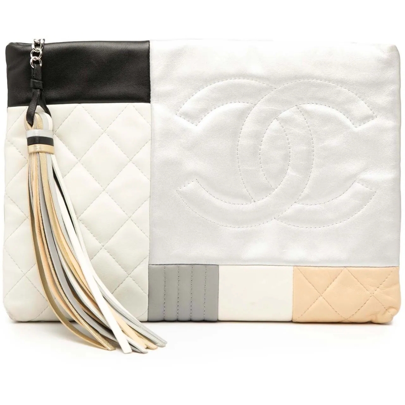 Chanel Pochette Medium Lambskin Colorblock Patchwork O Case weiß