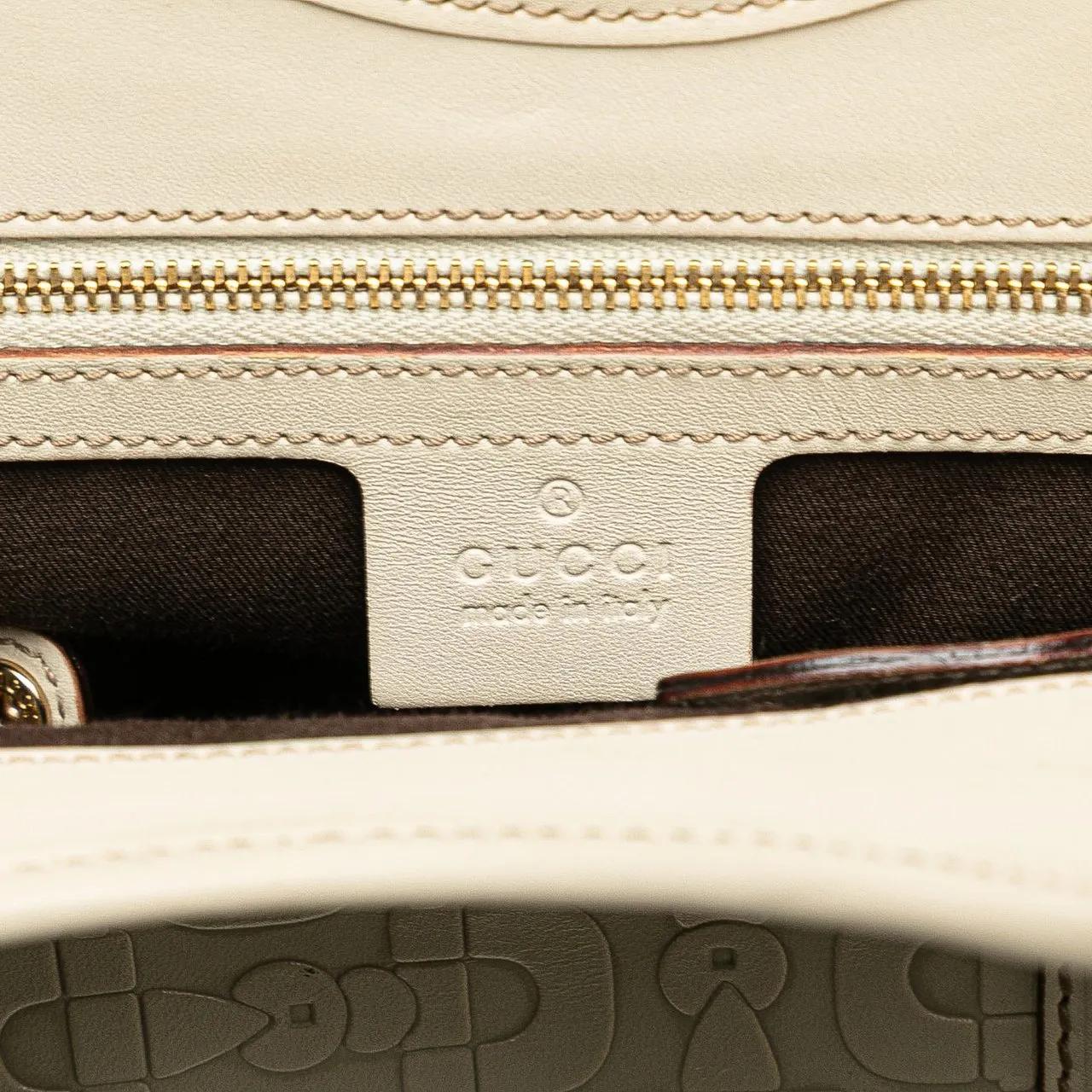 Thumbnail - Gucci Hobo Bags - Horsebit Embossed Leather Shoulder Bag - Gr. unisize - in Weiß - für Damen