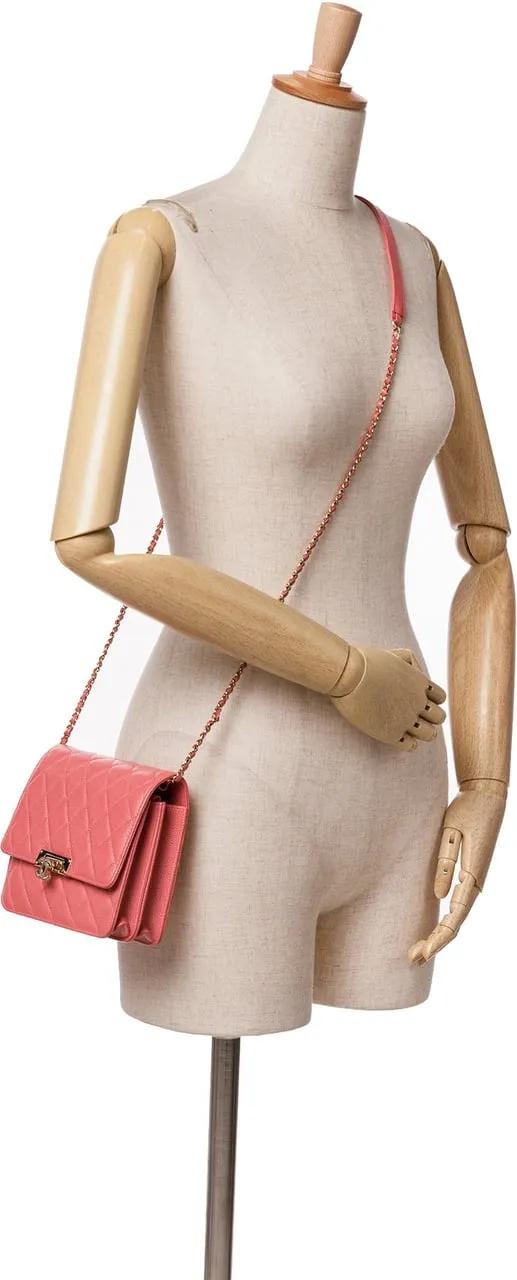 Thumbnail - Chanel Hobo Bags - Quilted Caviar Golden Class Wallet On Chain - Gr. unisize - in Gold - für Damen