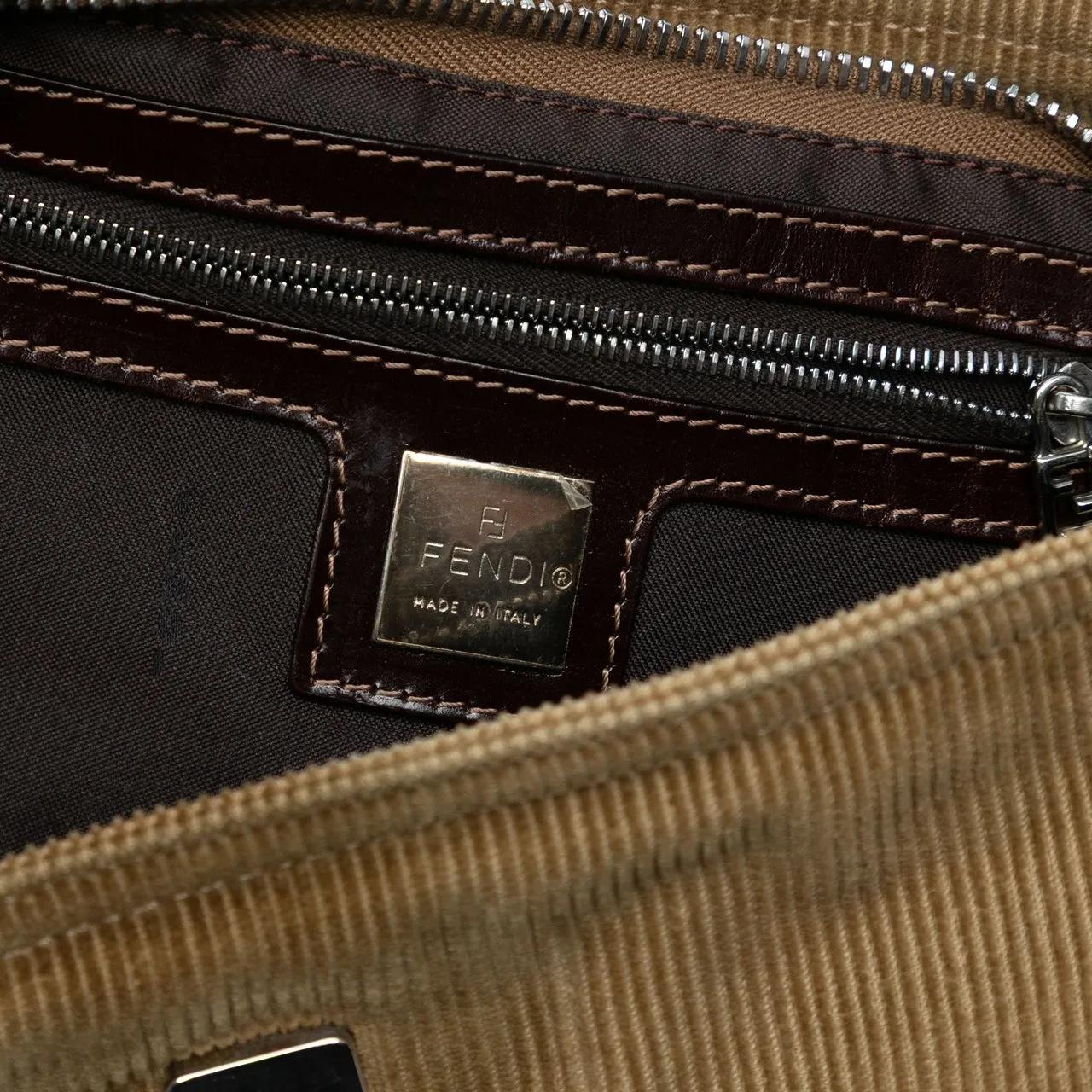 Thumbnail - Fendi Hobo Bags - Corduroy Baguette Pochette - Gr. unisize - in Braun - für Damen