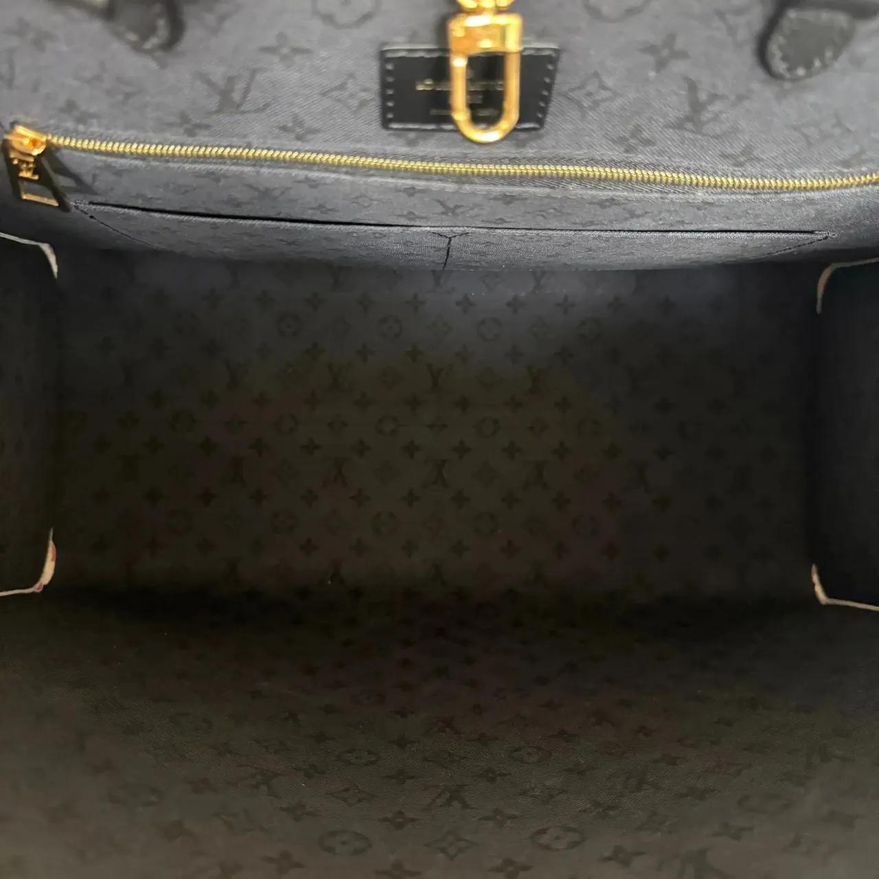 Thumbnail - Louis Vuitton Crossbody Bags - Louis Vuitton Monogram Giant Crafty Onthego GM M45 - Gr. unisize - in Rot - für Damen