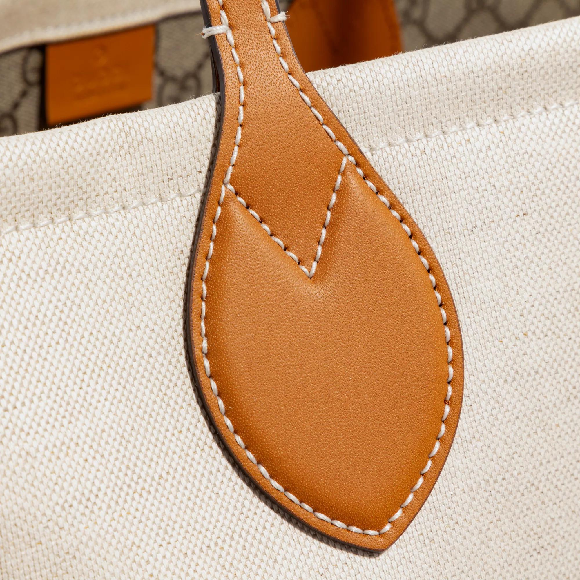 Gucci Shoppers & Totes Print Tote Bag in beige