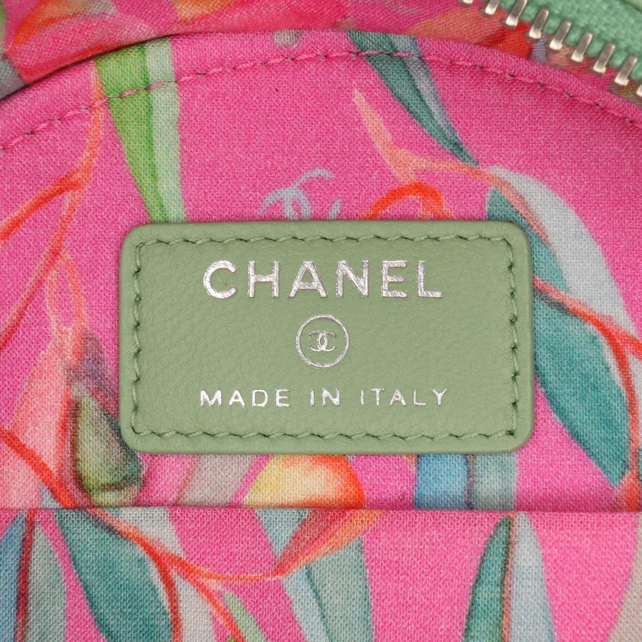 Thumbnail - Chanel Hobo Bags - 2019 Quilted Lambskin Ultimate Stitch Round Clutch - Gr. unisize - in Grün - für Damen