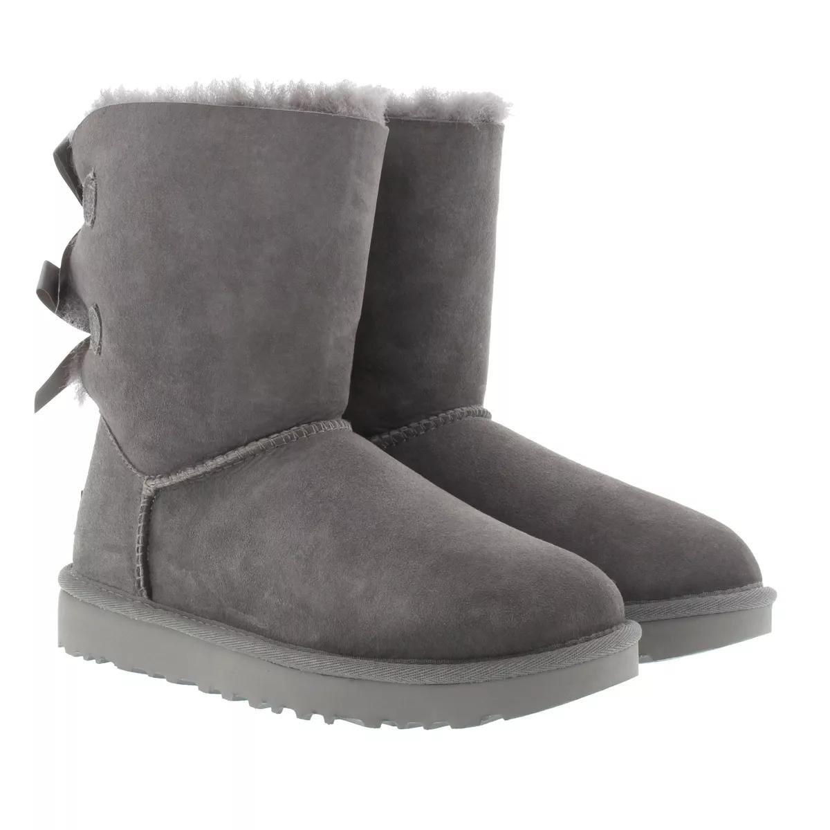 Grey bow ugg deals boots