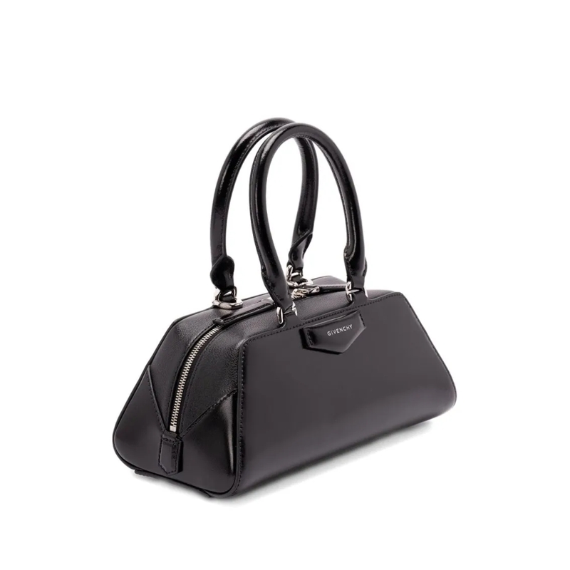 Givenchy Sac à bandoulière Trapezoidal Black Calf Leather Bag Black