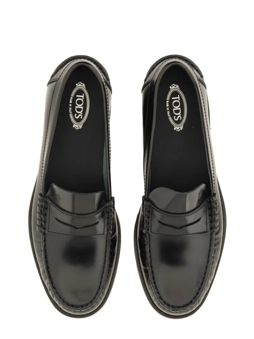 Thumbnail - Polished Calf Leather Loafer With Classic Silhouet - Gr. 40 (EU) - in Schwarz