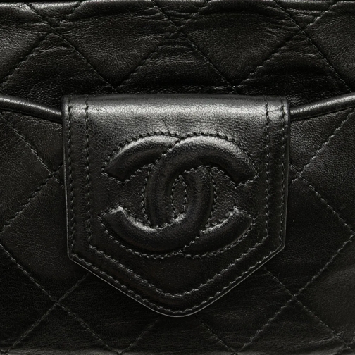 Chanel Sac à bandoulière 1989-1991 CC Quilted Lambskin Tassel Camera Bag schwarz (Image 2)