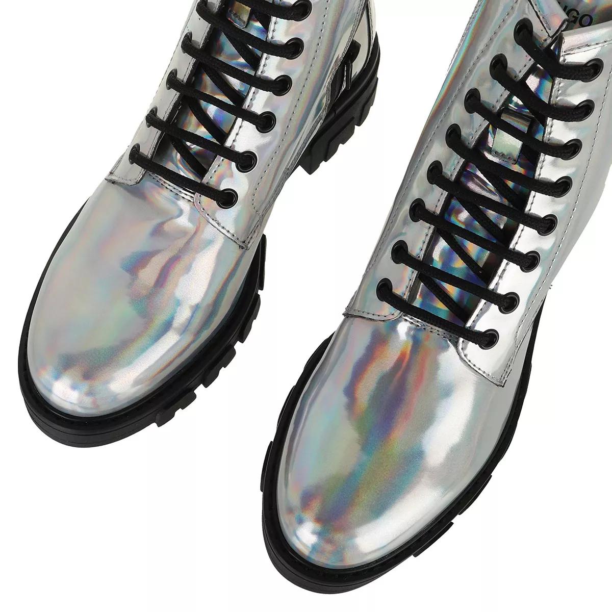 Holographic boots clearance forever 21