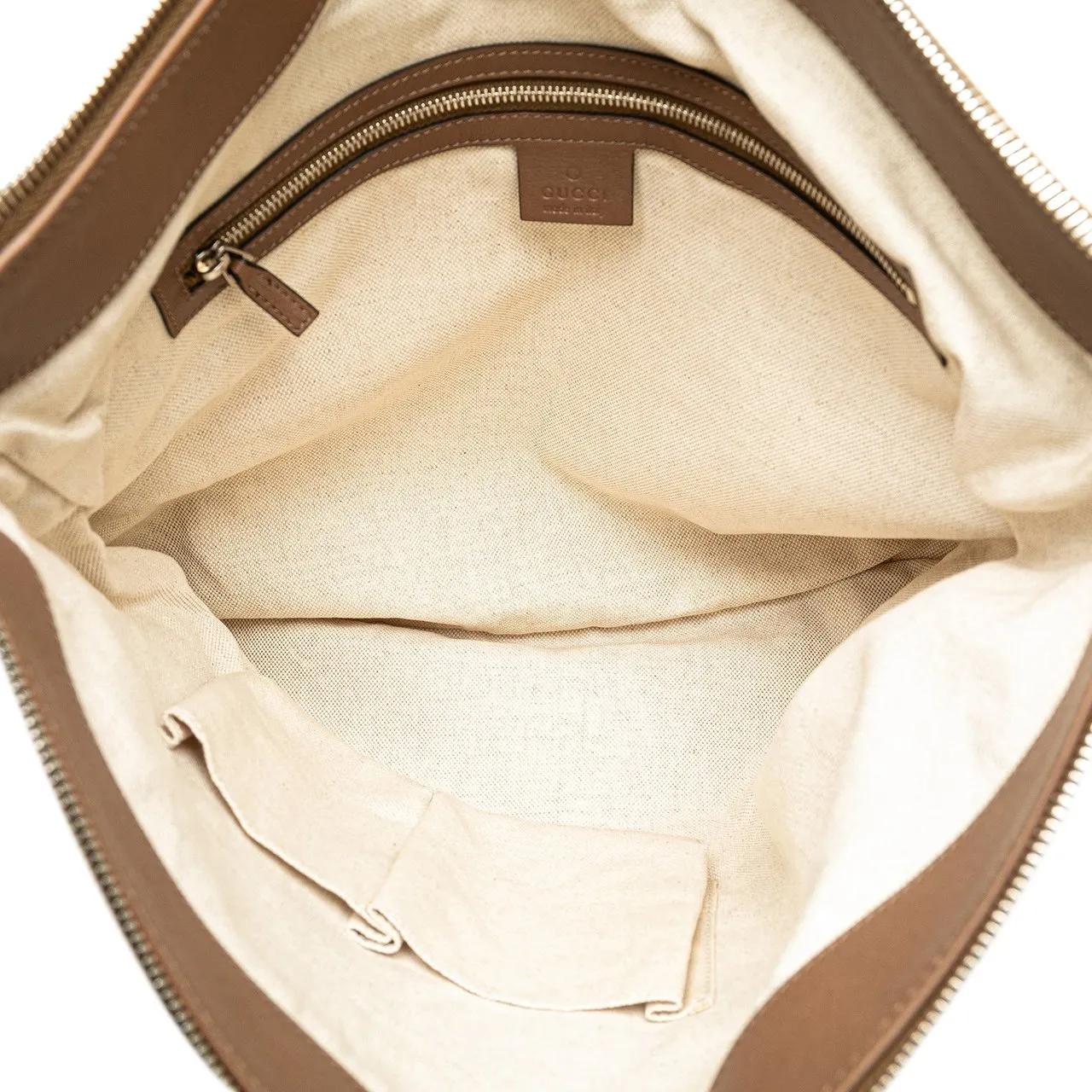 Gucci Hobo bags 2000-2015 Interlocking G Calfskin Crossbody in bruin