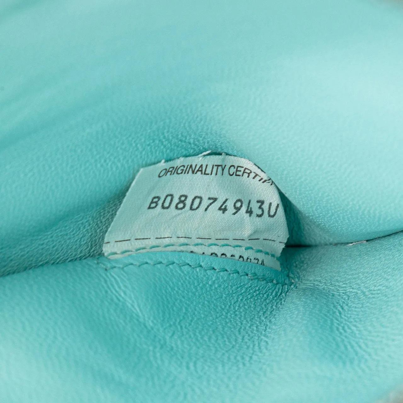 Thumbnail - Bottega Veneta Shopper - Large Lambskin Intreccio Padded Tote - Gr. unisize - in Blau - für Damen