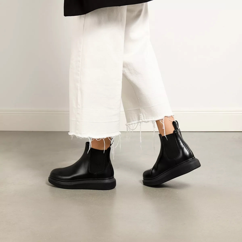 Alexander McQueen Chelsea Boots Chelsea Boots Leather Black