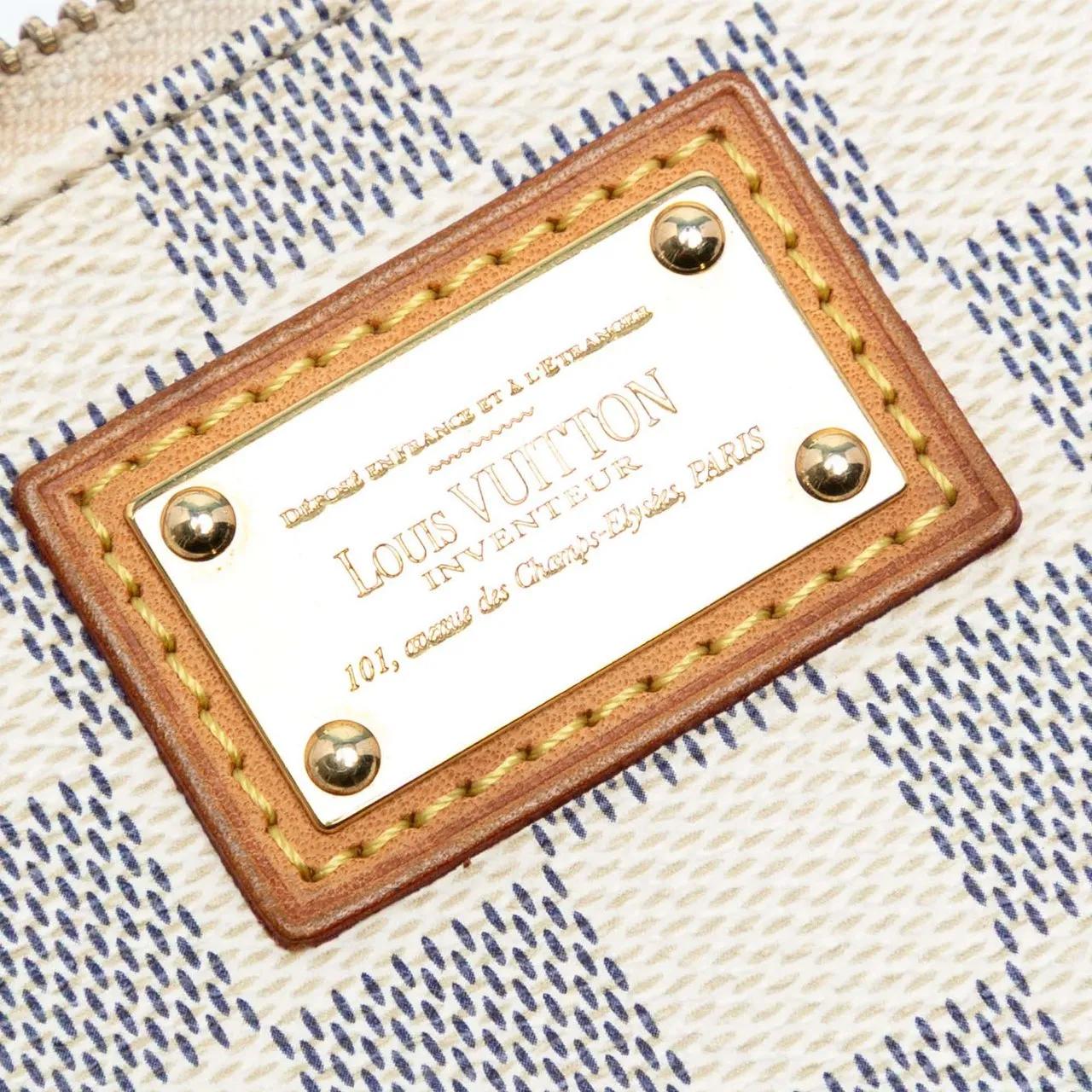 Thumbnail - Louis Vuitton Crossbody Bags - Damier Azur Pochette Milla MM - Gr. unisize - in Weiß - für Damen