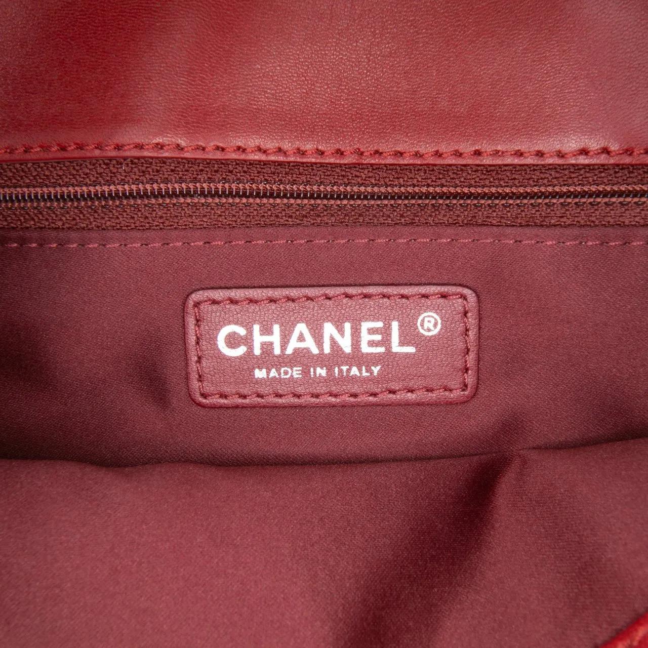 Thumbnail - Chanel Hobo Bags - Medium Quilted Lambskin Citizen Flap - Gr. unisize - in Rot - für Damen