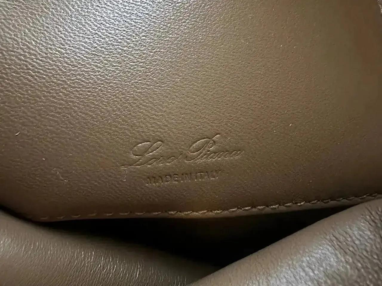 Thumbnail - Loro Piana Crossbody Bags - Loro Piana Bobbin Medium Bag Golden Chestnut/Salty - Gr. unisize - in Braun - für Damen