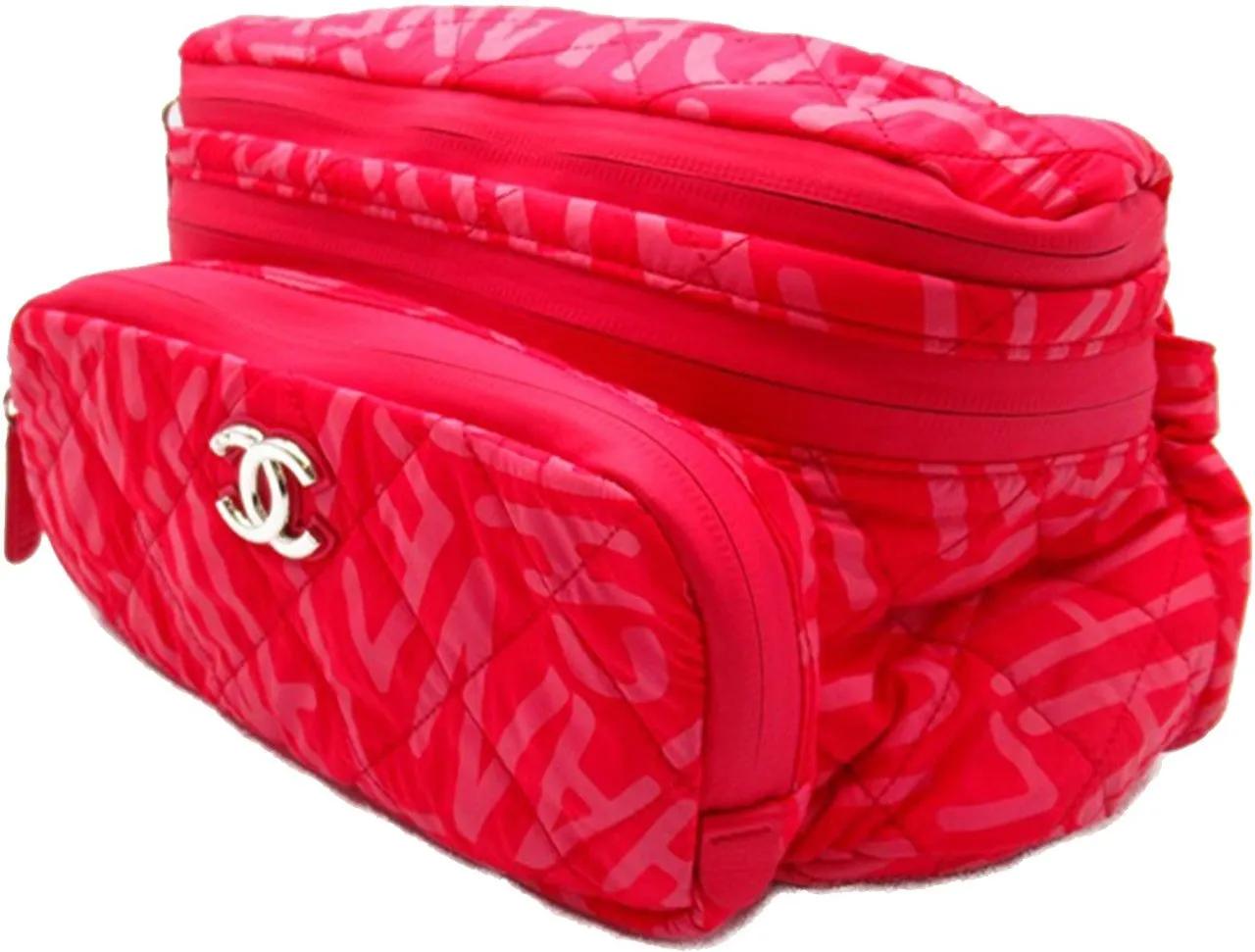 Thumbnail - Chanel Rucksäcke - 2021-2023 Printed Nylon Coco Neige Convertible Bac - Gr. unisize - in Gold - für Damen