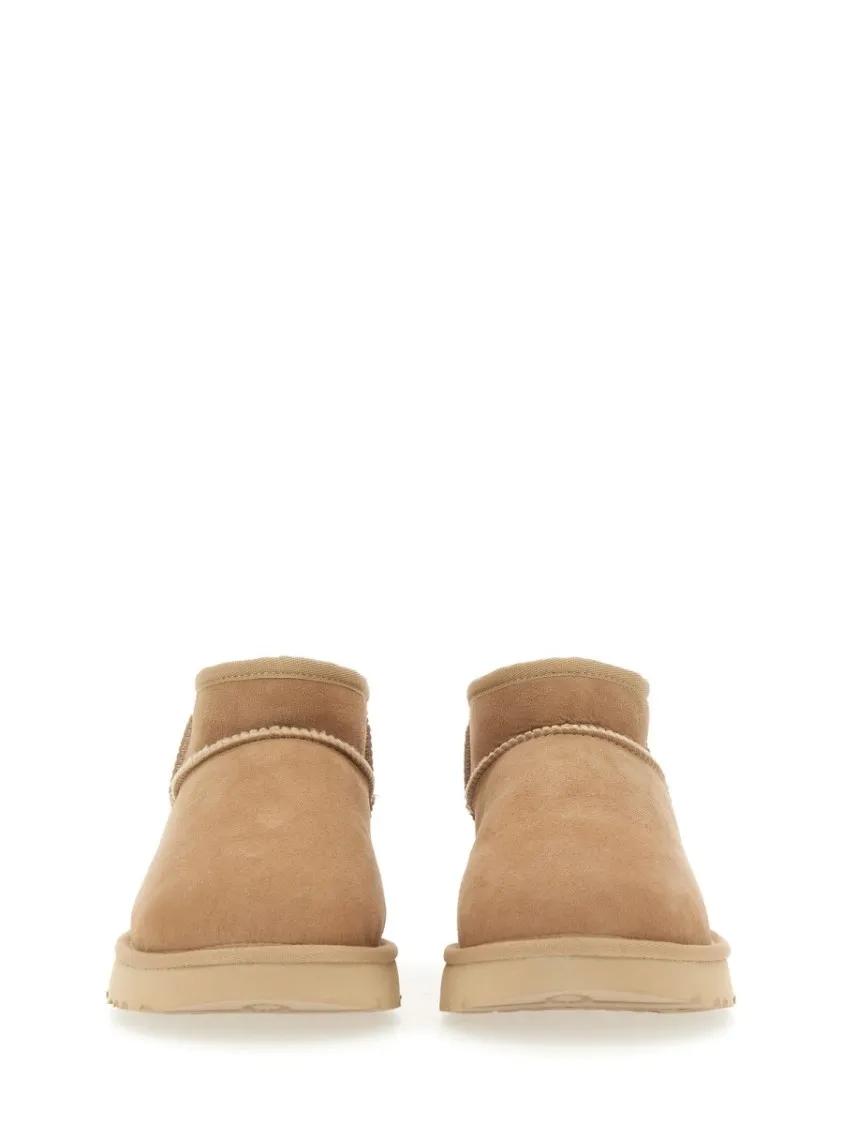 Thumbnail - UGG Stiefel - Stivale Classic Ultra Mini Boots - Gr. 10 - in Braun - für Damen
