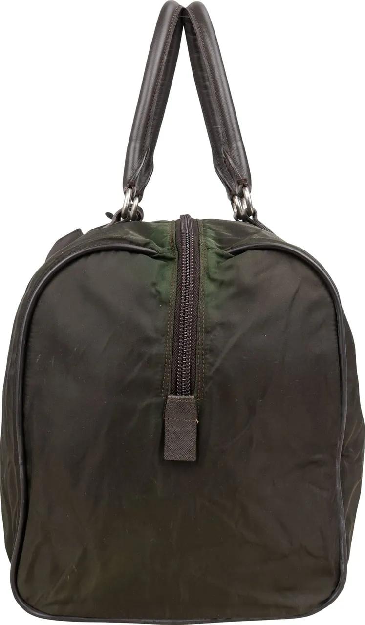 Thumbnail - Prada Crossbody Bags - Prada Nylon Triangle Duffle Bag 48 - Gr. unisize - in Grün - für Damen