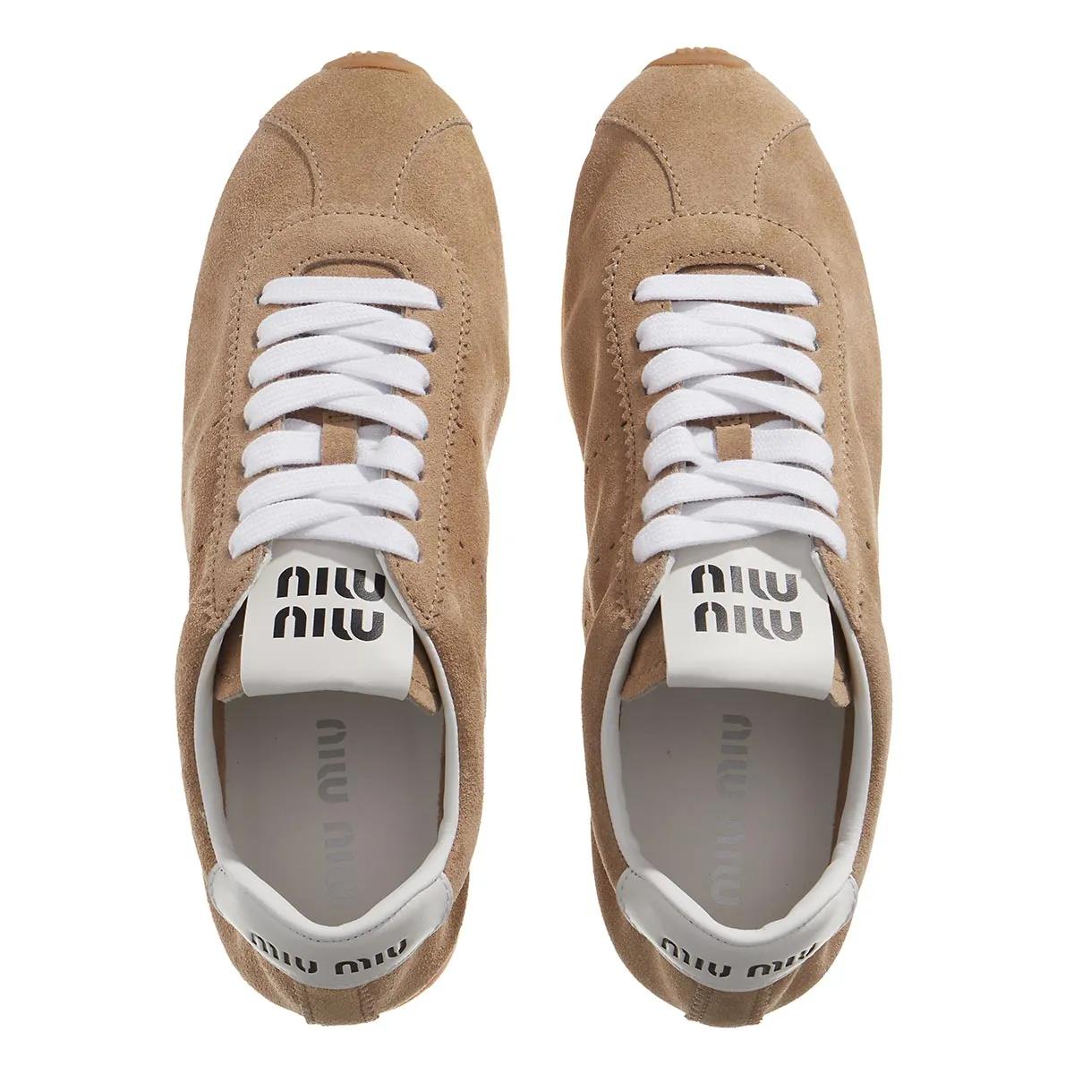 Miu Low-Top Sneakers Desert Suede Sneaker in beige