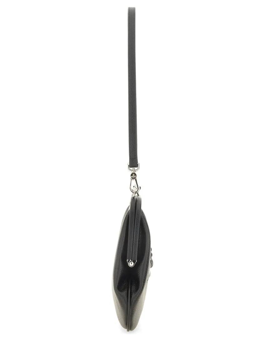 Vivienne Westwood Clutches Vivienne's Clutch in zwart