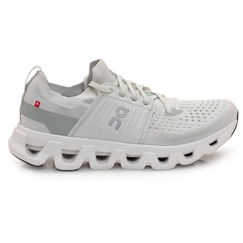 ON Low-Top-Sneaker Sneakers Cloudswift 4 weiß