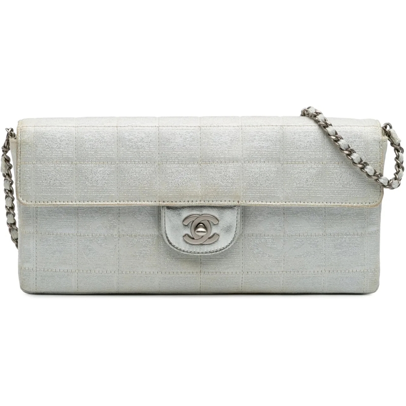 Chanel Sac à bandoulière New Travel Line Nylon East West Flap silber