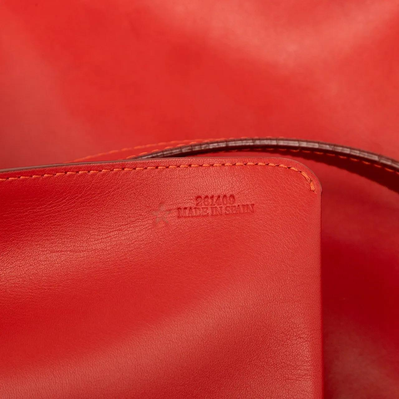 Thumbnail - Loewe Shopper - Leather Anagram Shopper Tote - Gr. unisize - in Rot - für Damen