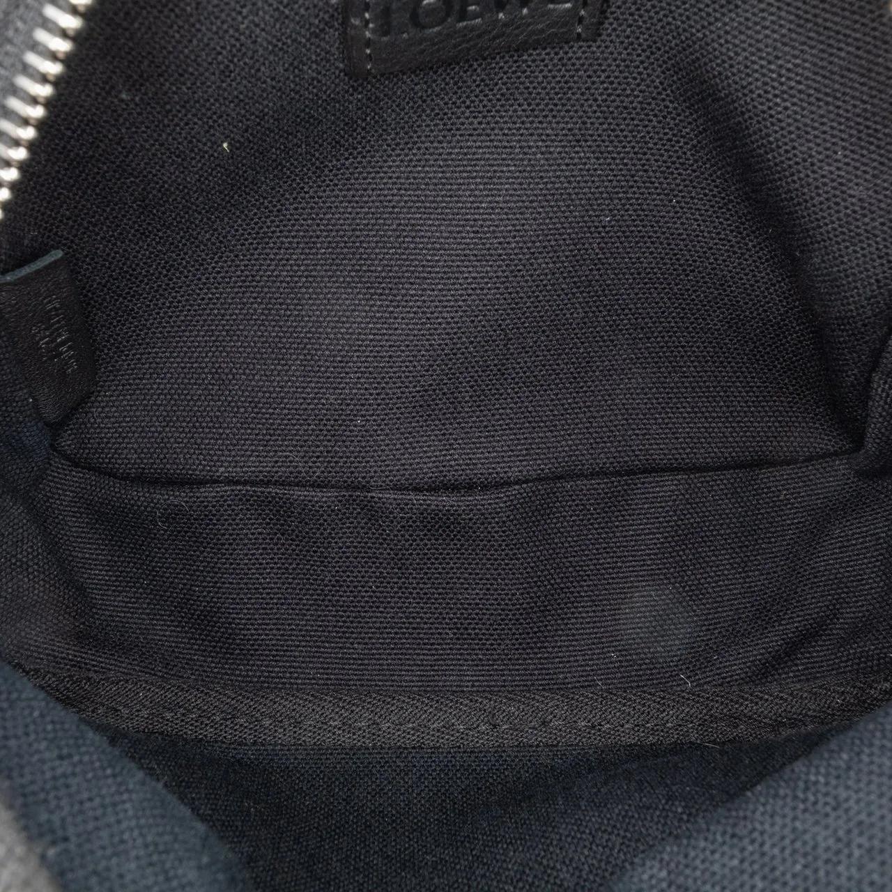 Thumbnail - Loewe Hobo Bags - Mini Anagram Canvas Logo Camera Bag - Gr. unisize - in Schwarz - für Damen