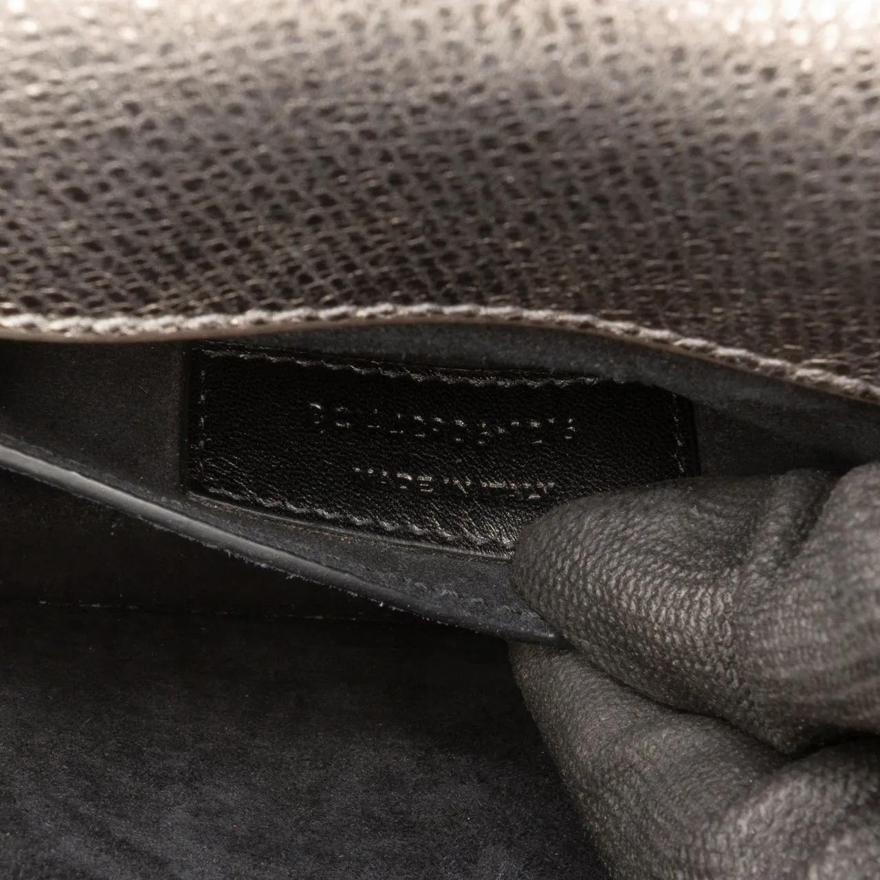 Thumbnail - Saint Laurent Hobo Bags - Medium Metallic Leather Monogram Sunset Crossbody - Gr. unisize - in Silber - für Damen