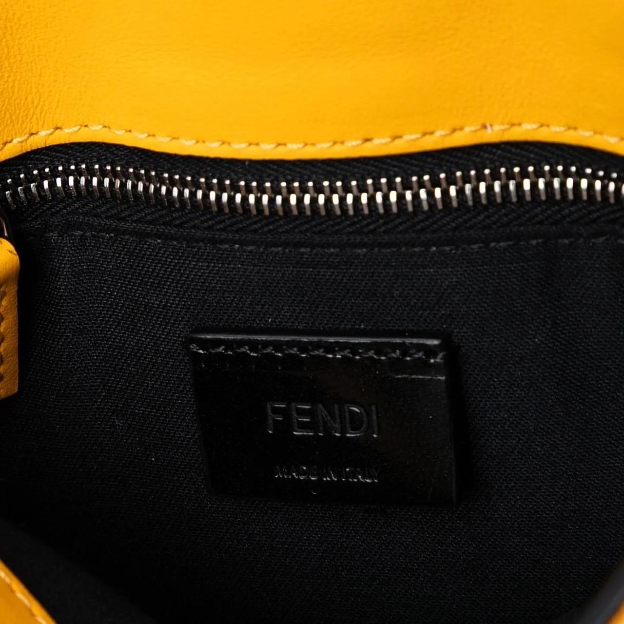 Thumbnail - Fendi Hobo Bags - Sarah Coleman Small Glazed Fabric FF Vertigo Conve - Gr. unisize - in Gelb - für Damen