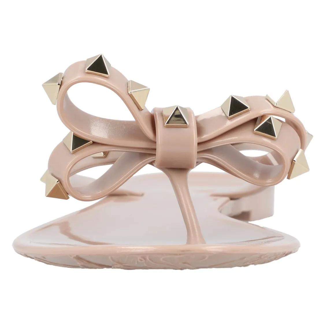 Thumbnail - Valentino Garavani Sandalen - Rockstud Bow Flip Flops - Gr. 40 (EU) - in Beige - für Damen