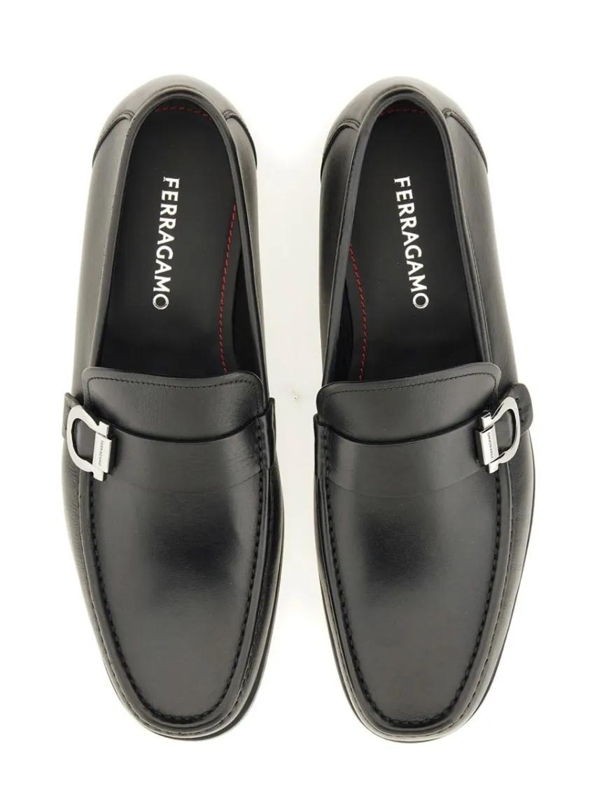 Thumbnail - Salvatore Ferragamo Loafer - Gancini Moccasins - Gr. 7 - in Braun - für Damen