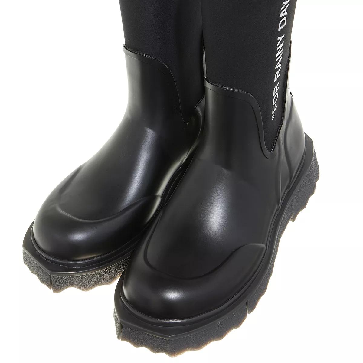 Rubber rain hotsell boots near me