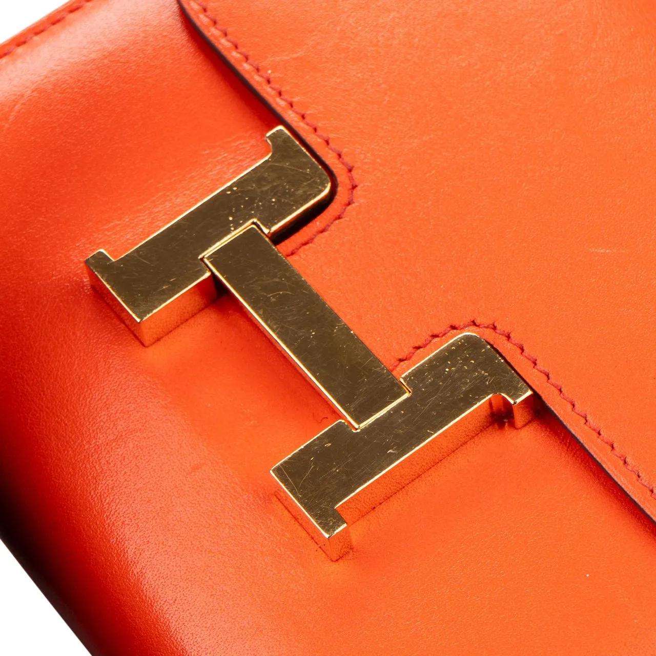 Thumbnail - Hermès Portemonnaie - Hermes Constance Compact Orange Poppy Wallet - Gr. unisize - in Orange - für Damen