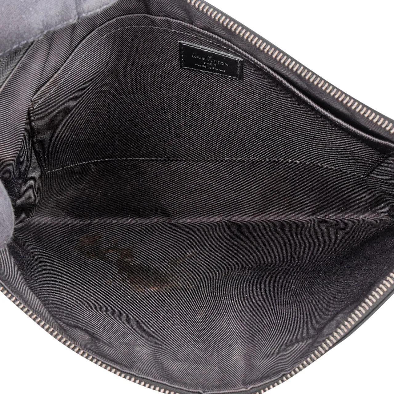 Thumbnail - Louis Vuitton Crossbody Bags - Louis Vuitton Canvas Graphit Monogram Discovery Po - Gr. unisize - in Schwarz - für Damen