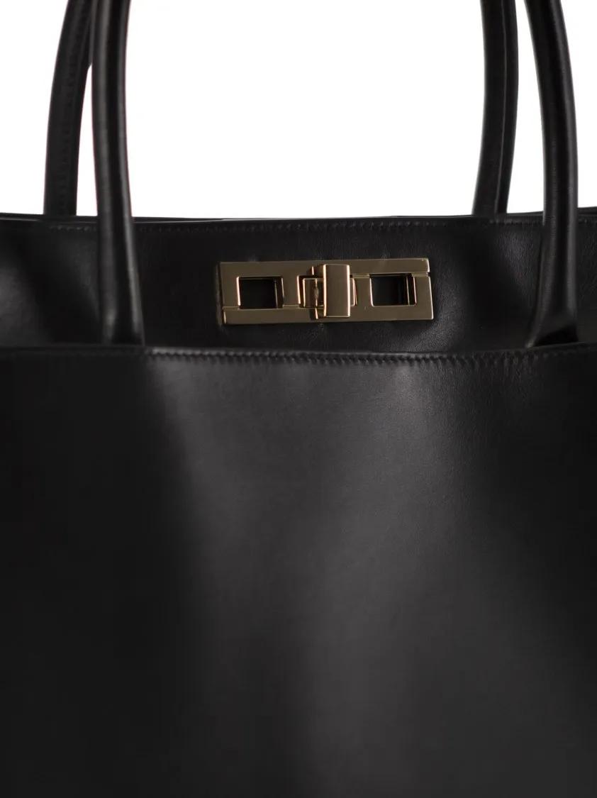 Thumbnail - Fabiana Filippi Hobo Bags - Large Handbag With Metal Accessory - Gr. unisize - in Schwarz - für Damen