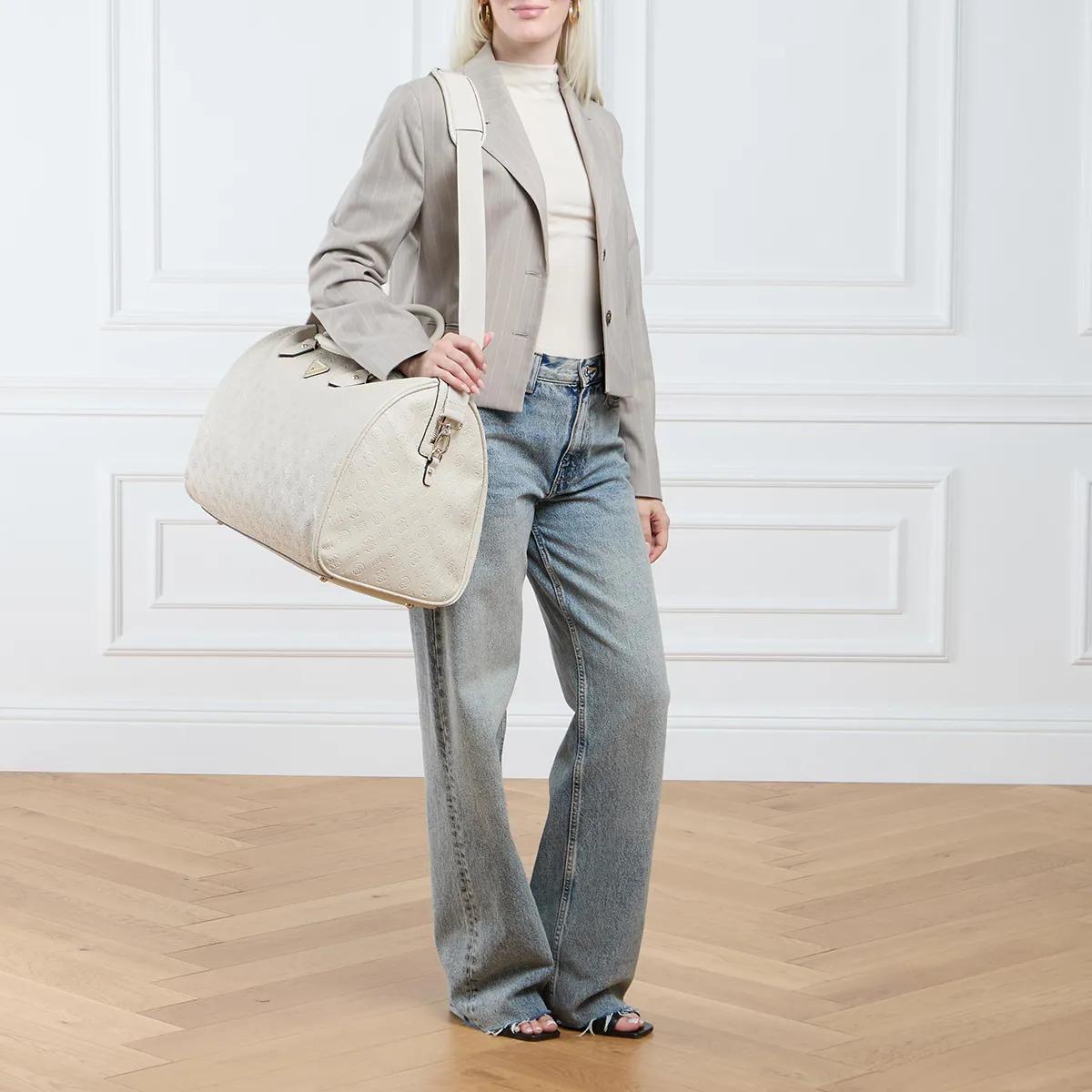 Guess Weekender Wilder Weekender Duffel in beige