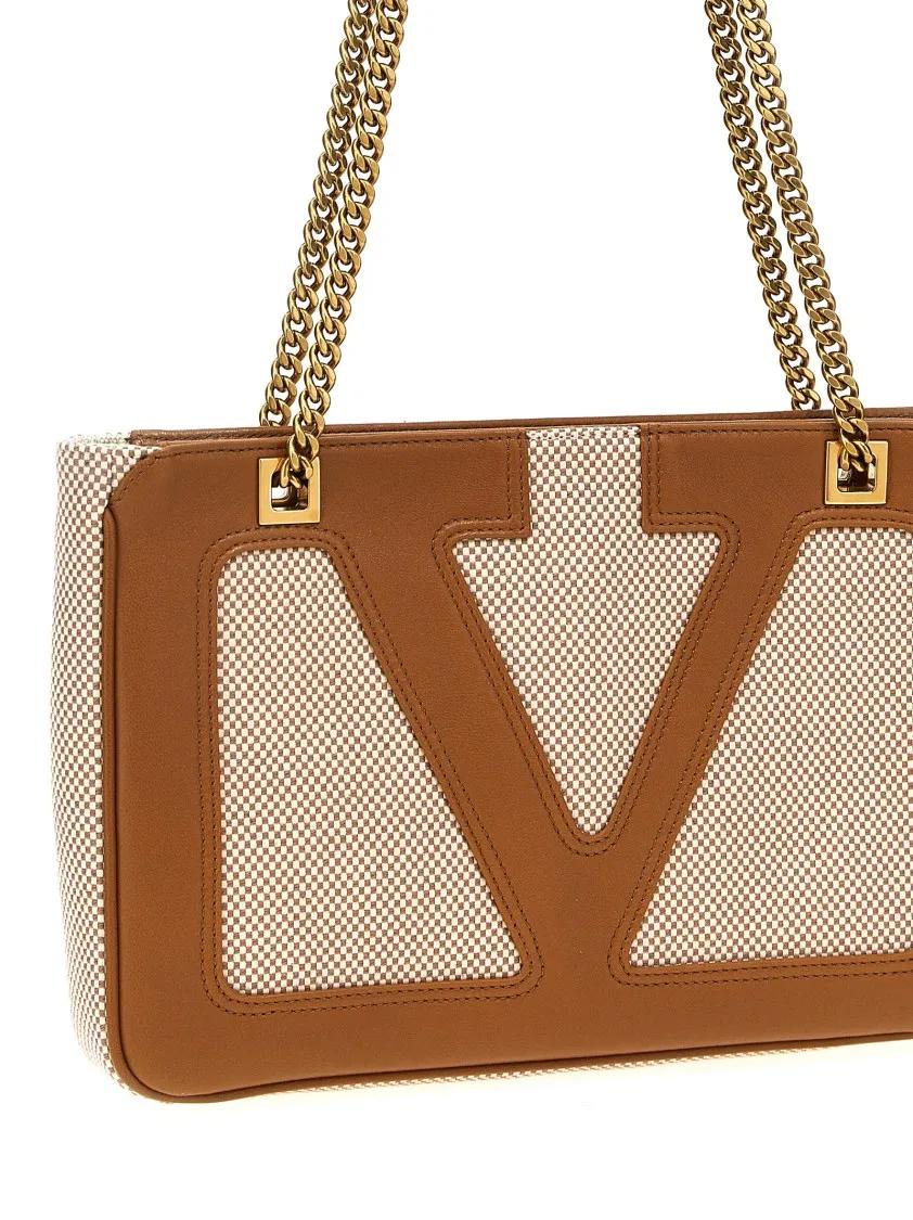 Valentino Garavani Shoppers & Totes 'Viva Superstar' Small Shopping Bag in bruin