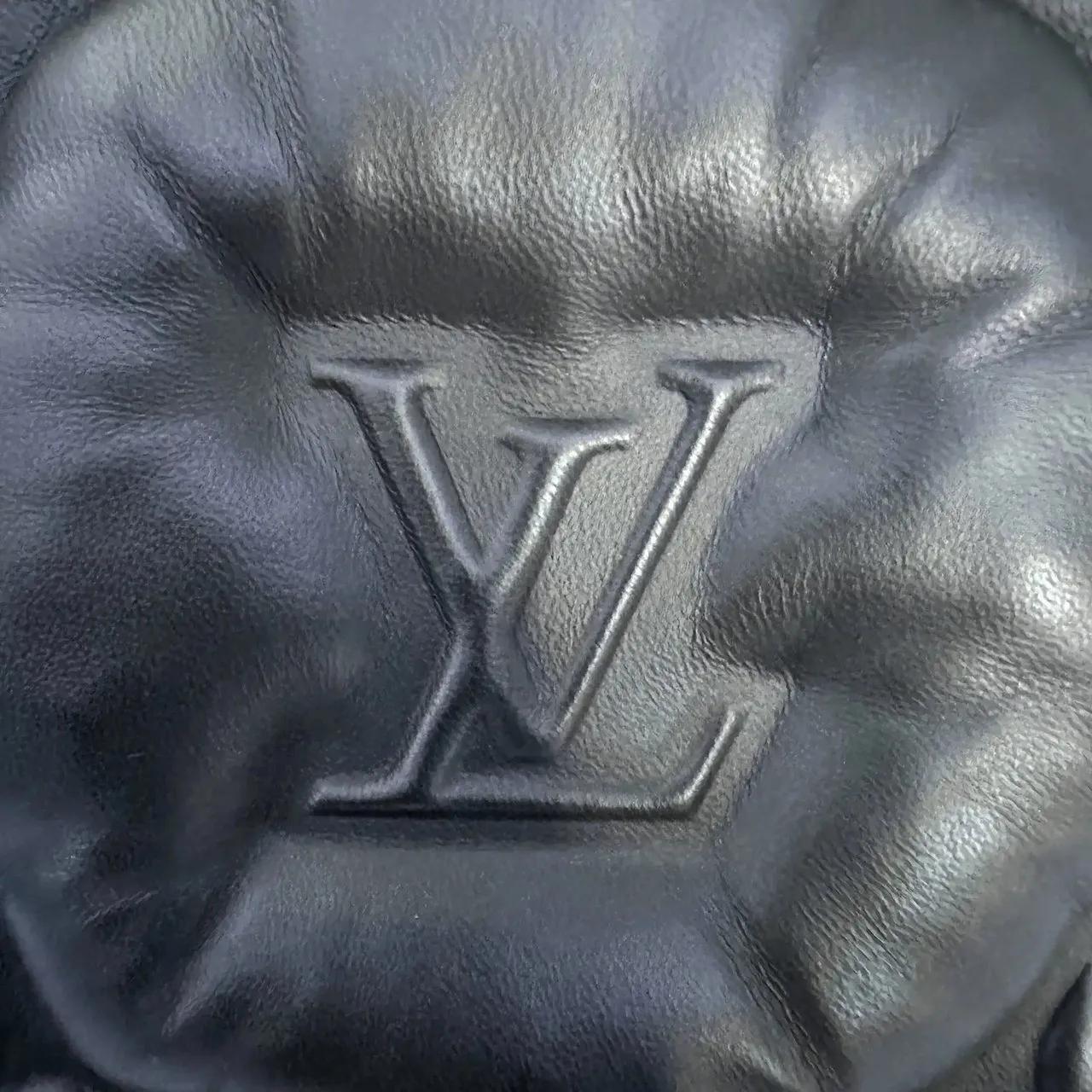 Thumbnail - Louis Vuitton Businesstaschen & Reisegepäck - Louis Vuitton Asymmetrical Sling Bag 2054 Virgil A - Gr. unisize - in Schw...