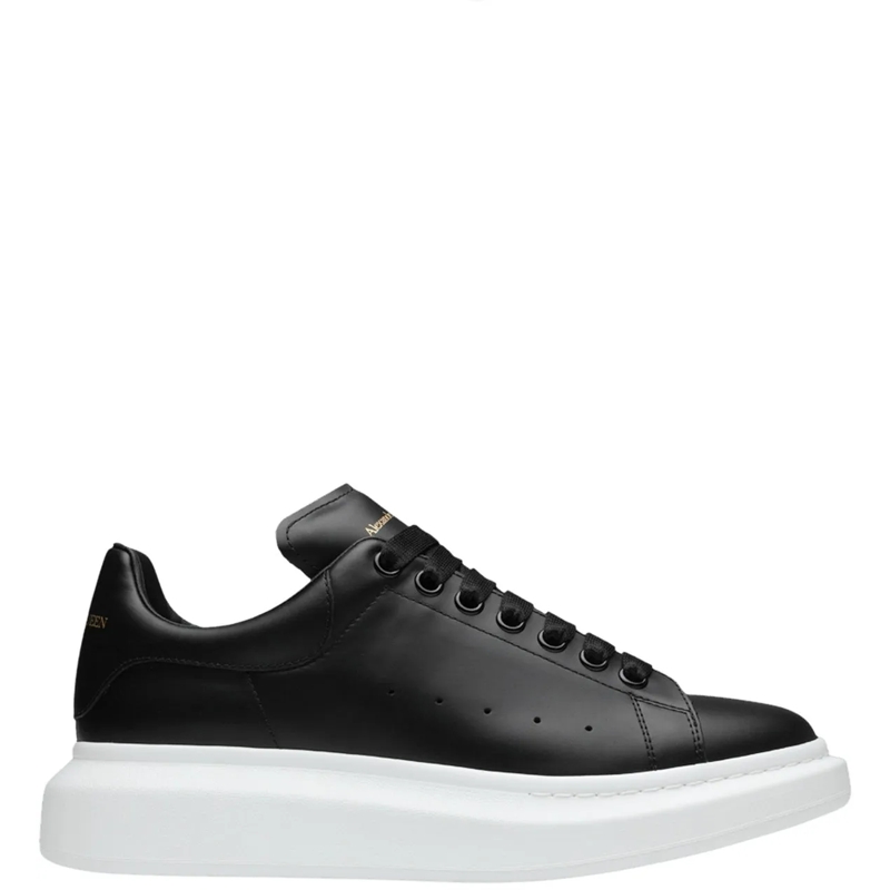 Alexander McQueen T-Shirt Alexander McQueen Oversized Sneakers schwarz