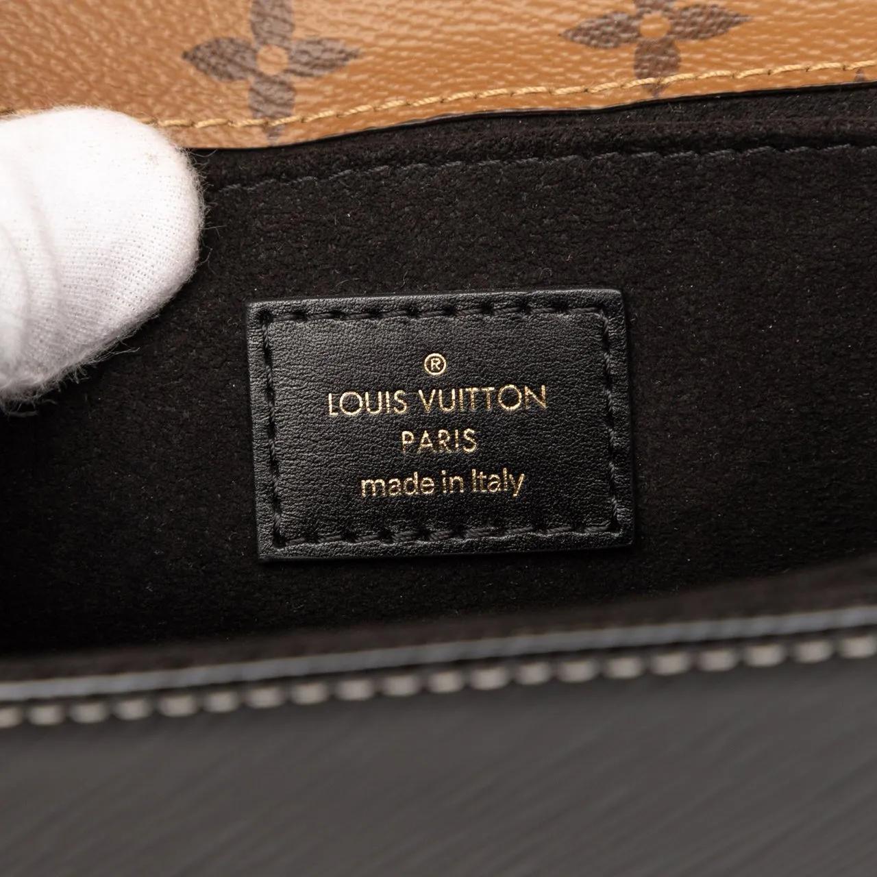 Thumbnail - Louis Vuitton Hobo Bags - Shiny Epi Leather and Monogram Reverse Mini Pochet - Gr. unisize - in Schwarz - für Damen