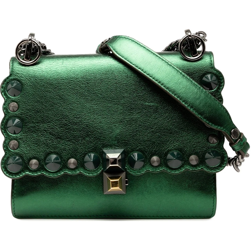 Fendi Schultertasche Small Leather Scalloped Kan I Crossbody grün