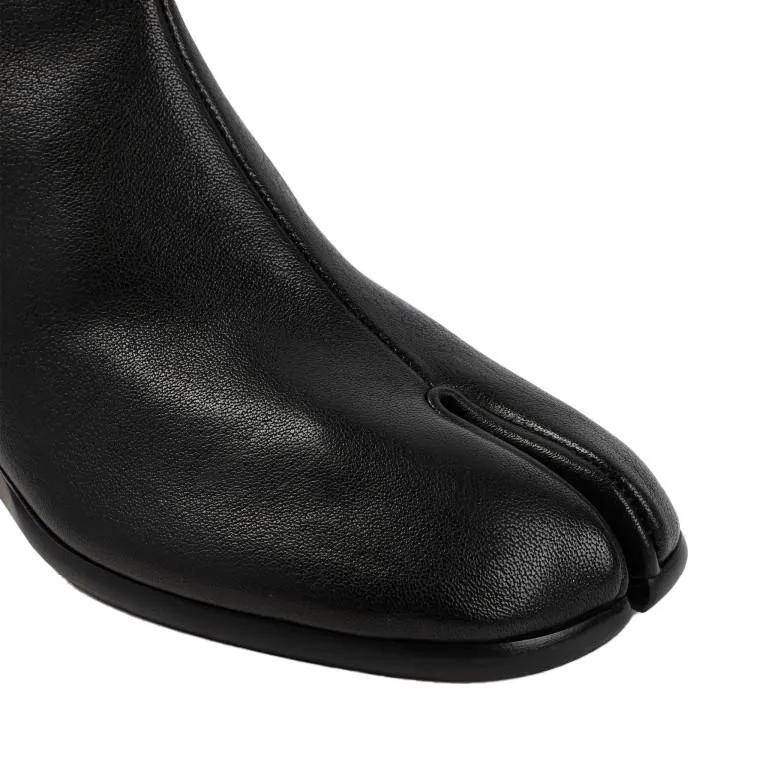 Maison margiela boots tabi on sale