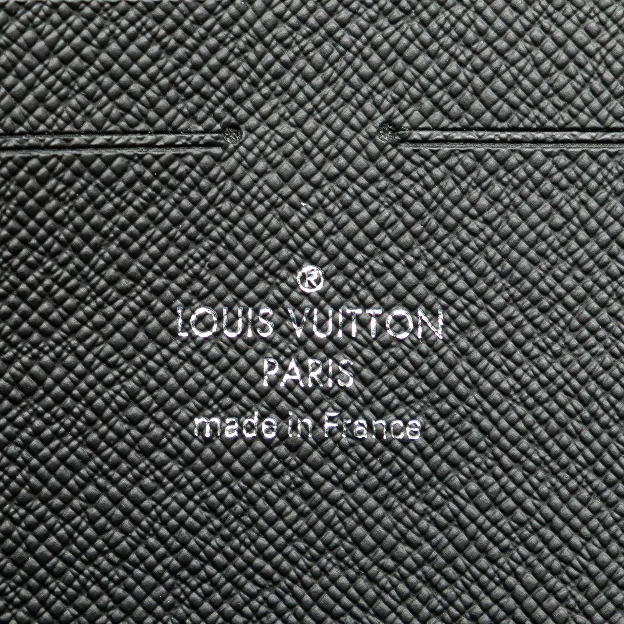 Thumbnail - Louis Vuitton Clutches - 2016 Epi Pochette Jour GM - Gr. unisize - in Schwarz - für Damen