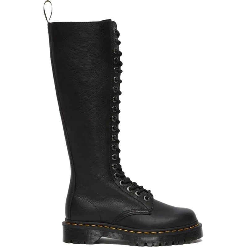 Dr. Martens Bottes Tall Black Leather Boots With Lace-Up Design Black