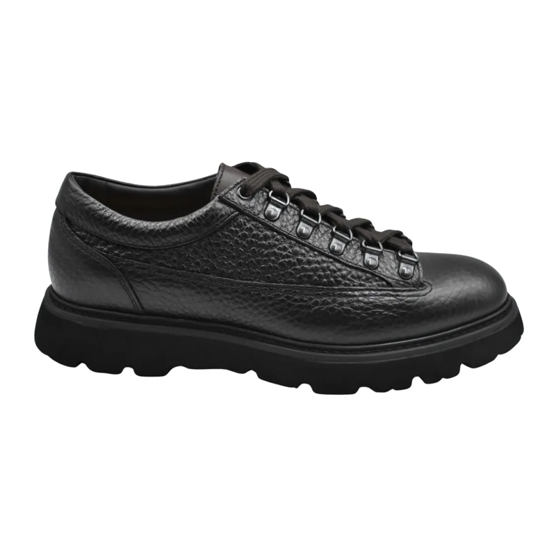 Doucal's Schnürschuhe Textured Leather Low-Top Shoes With Rugged Sole Black