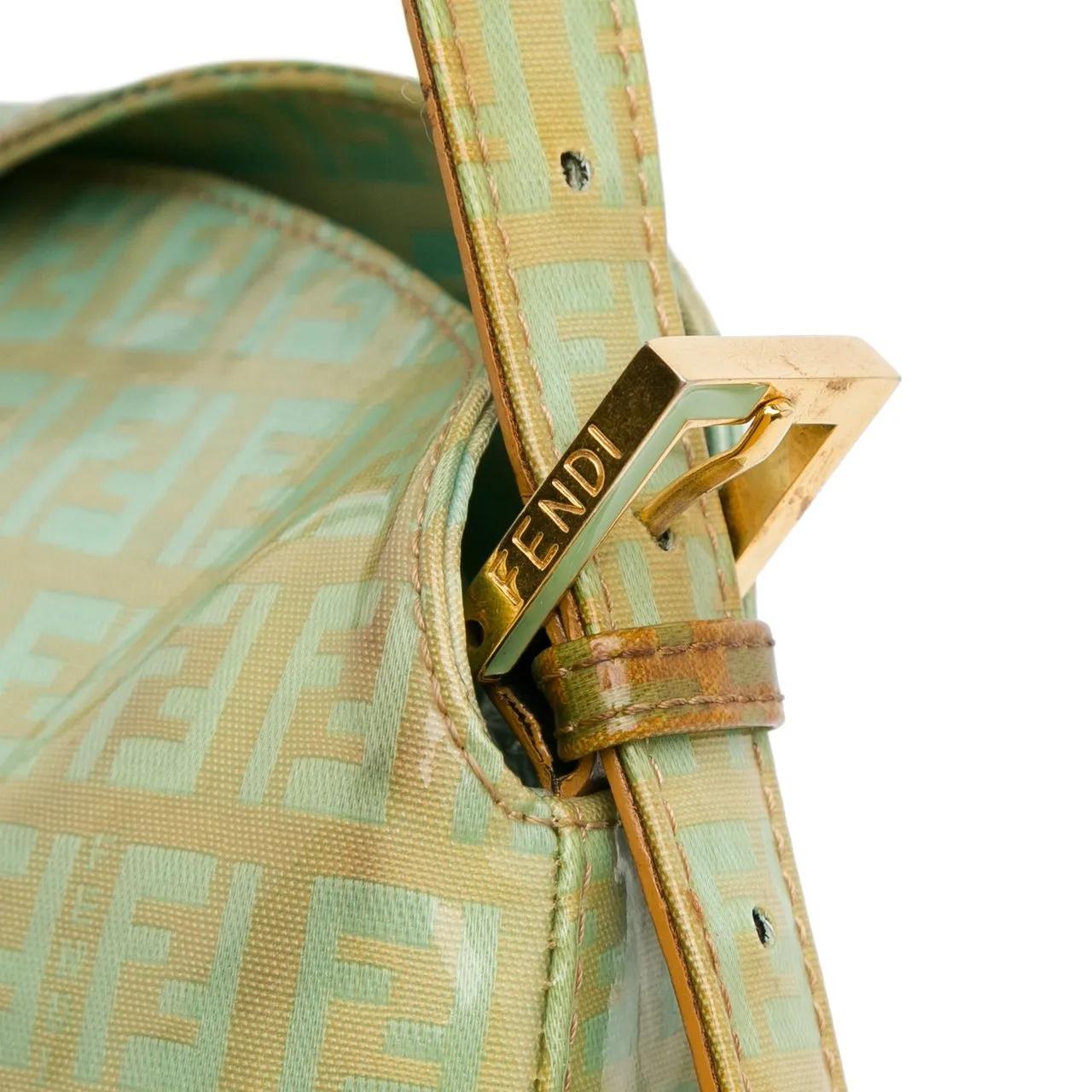 Fendi Shoppers Zucchino Crystal Double Flap Shoulder Bag in groen