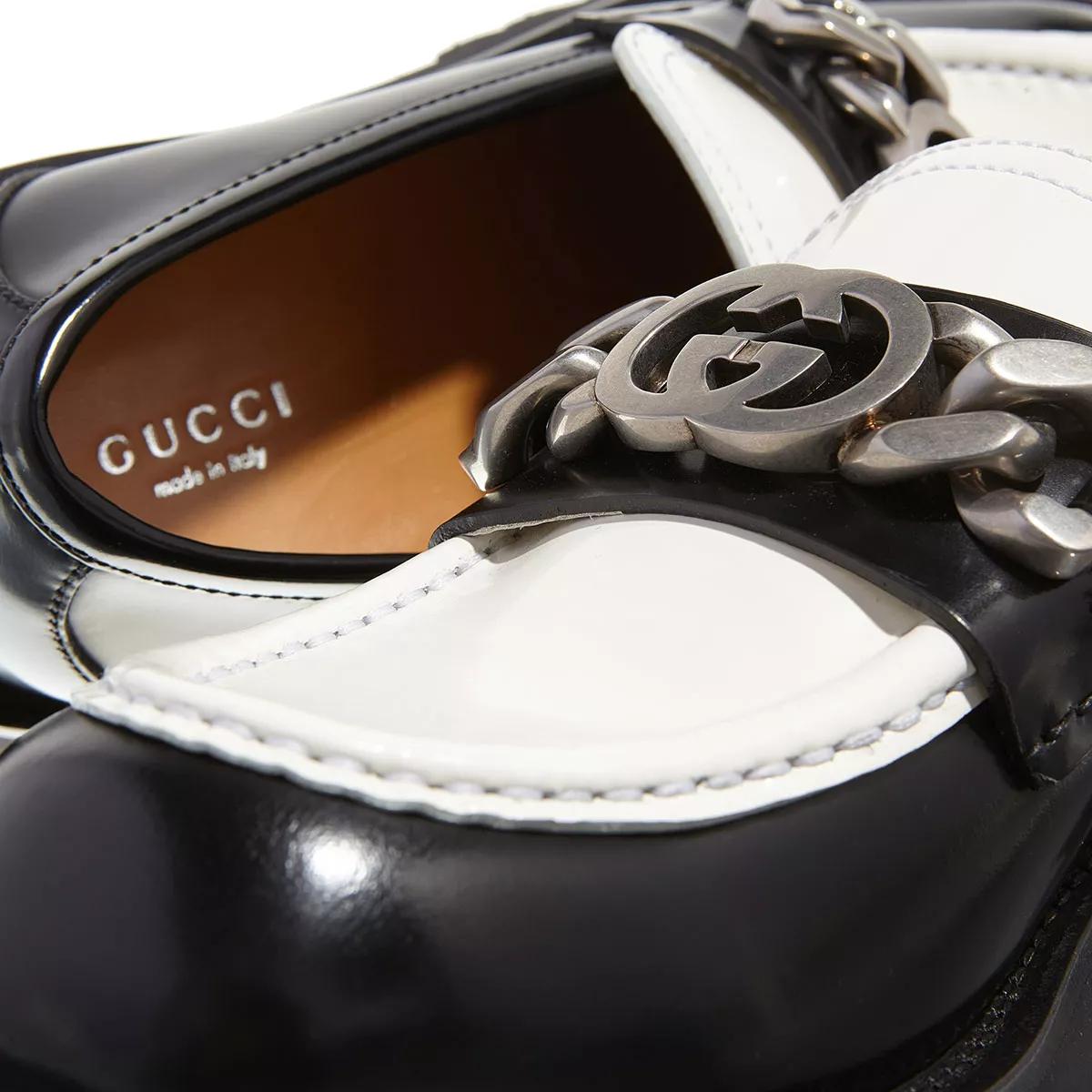 Gucci Loafers & ballerina schoenen Interlocking G Chain Loafer in wit