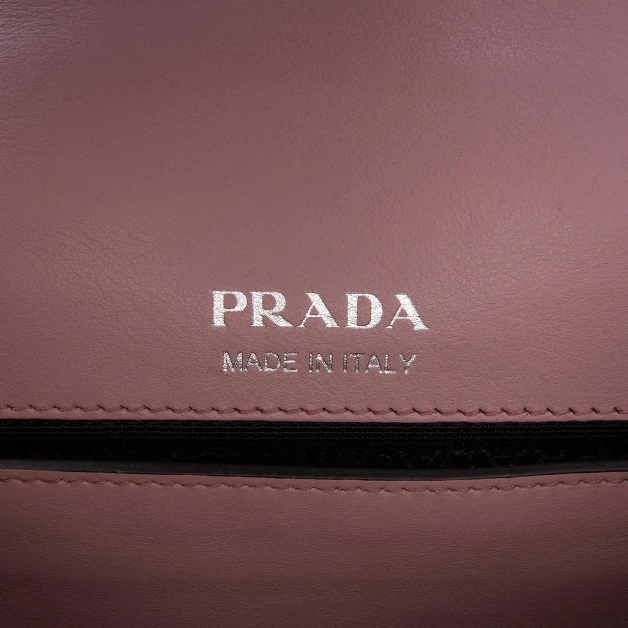 Thumbnail - Prada Hobo Bags - City Calf Plex Ribbon Crossbody - Gr. unisize - in Gold - für Damen