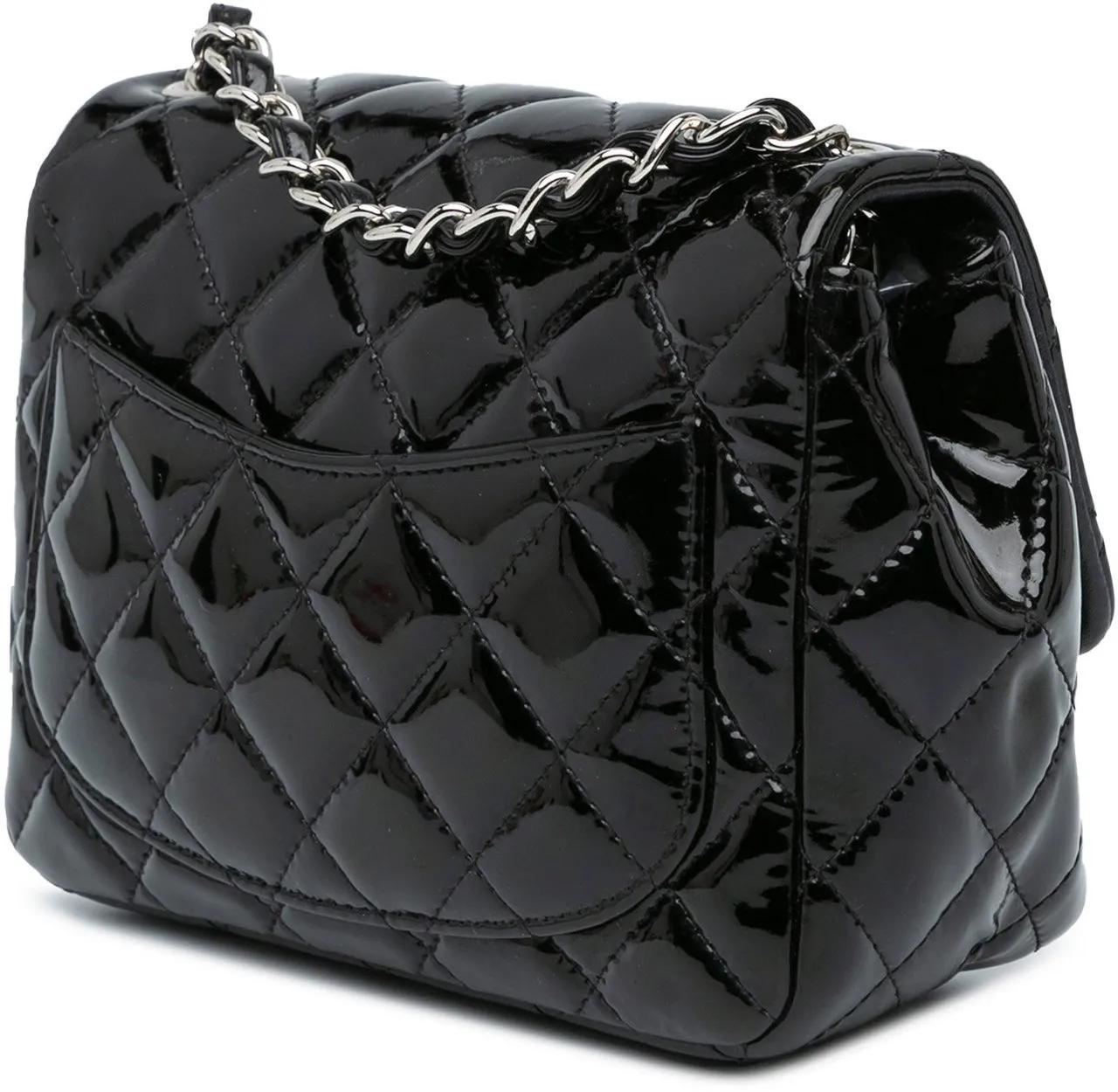 Chanel Hobo bags Mini Square Classic Patent Single Flap in zwart