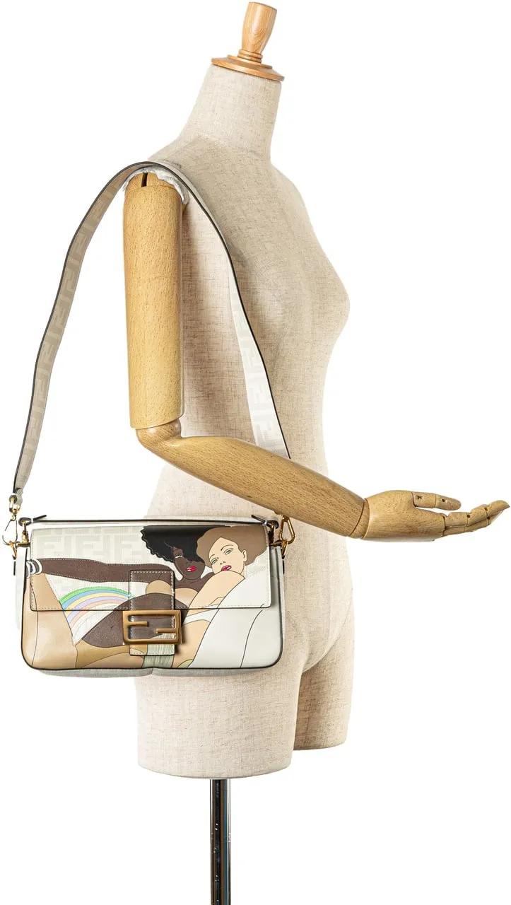 Fendi Shoppers Zucca Graphic Print Coated Canvas Bikini Girls Bag in wit